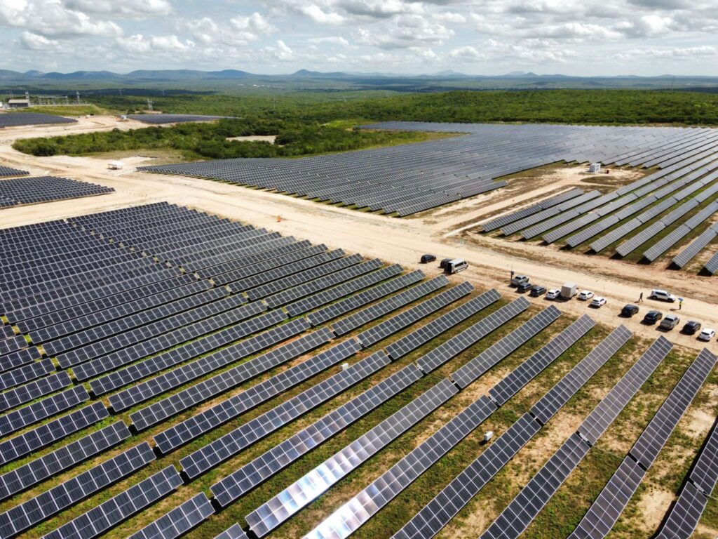 Complexo solar com capacidade para atender a 350 mil residências é inaugurado em Jaguaretama