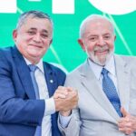 Lula desembarca em Fortaleza para anunciar investimento ao lado de Camilo e Guimarães