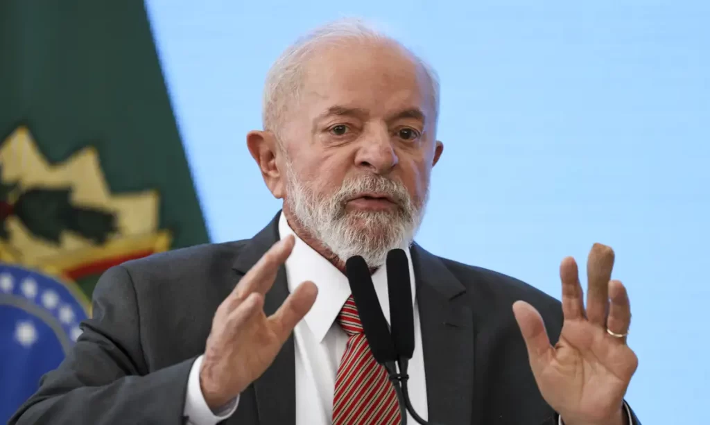 Lula diz que tentativa de golpe na Bolívia tem interesse econômico