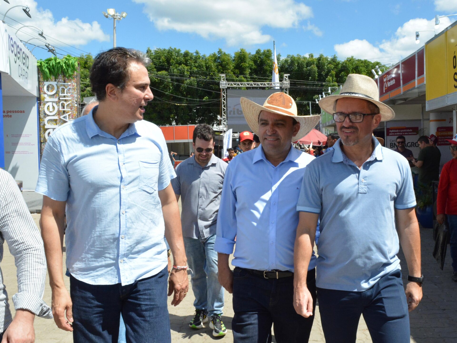 Coluna Panorama Político - Os bastidores da política e outros assuntos!! Por Tarso Araújo