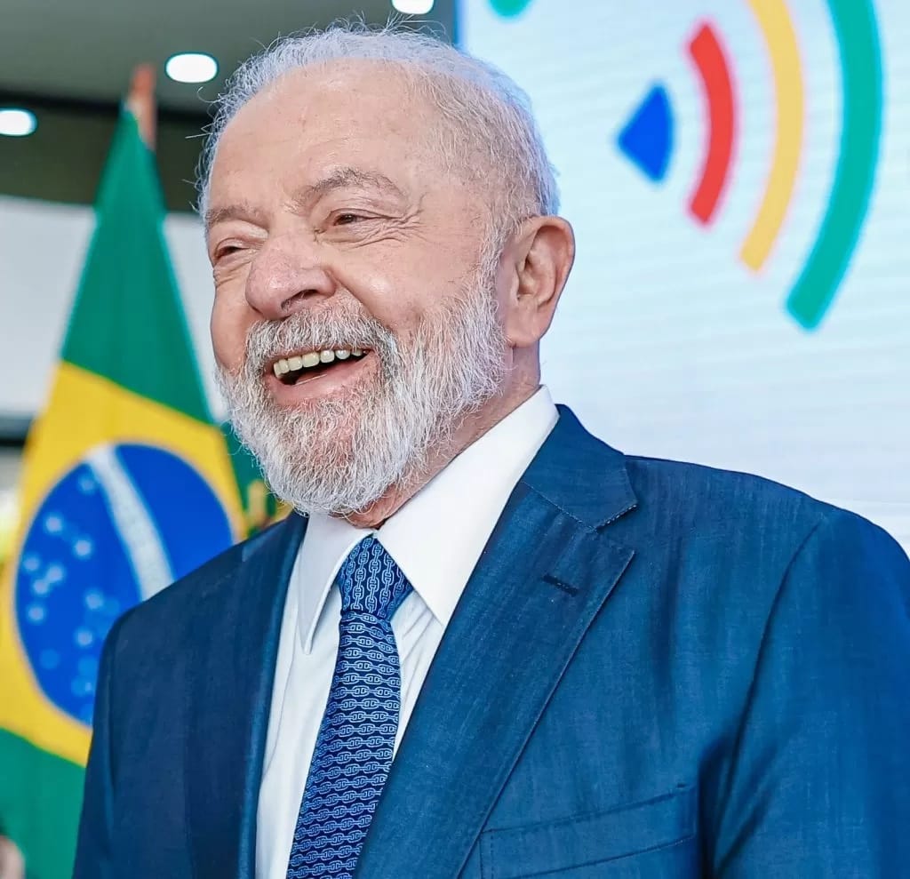 p.4 - LULA E A MELHORA DA ECONOMIA