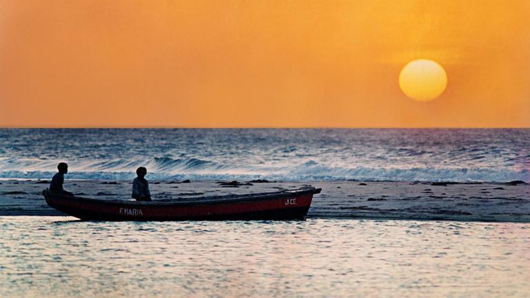 78% do lixo plástico em praias do Ceará vem da África, aponta estudo