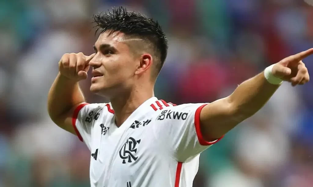 STJD pune Alcaraz e Yuri Alberto por agressão em Corinthians x Flamengo