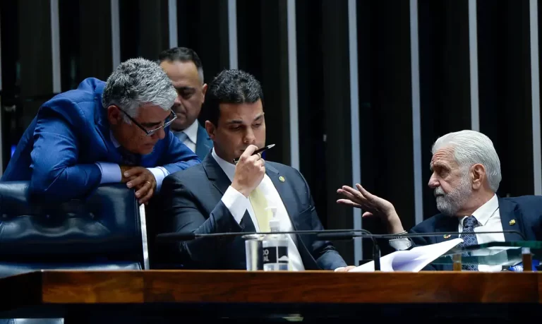 Senado adia para 2025 votação sobre legalização de bingos e cassinos