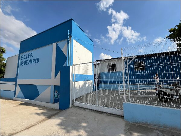 Crato inaugura nova Escola 8 de Março