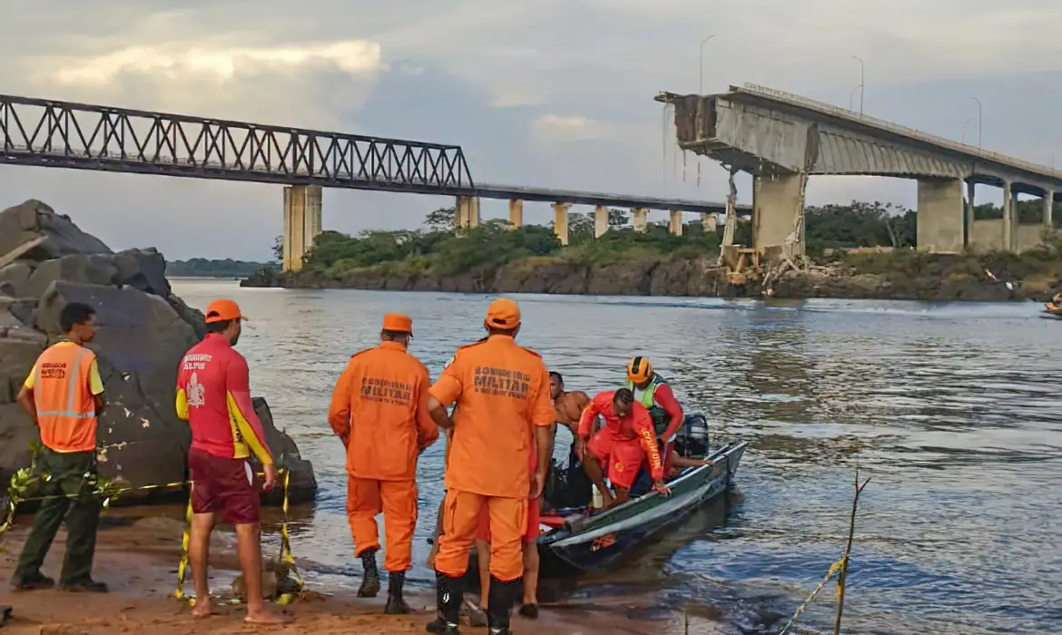 Buscas na ponte MA-TO suspensas por risco de desabamento