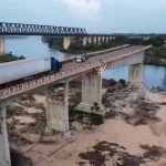 Desaparecidos em desabamento de ponte chegam a 12