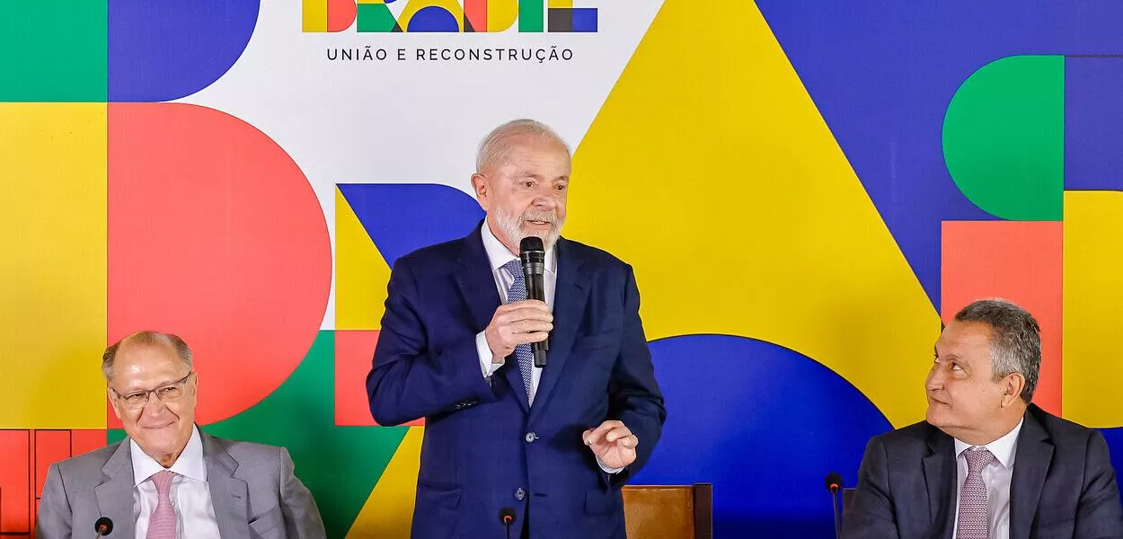 Lula cogita não disputar reeleição em 2026
