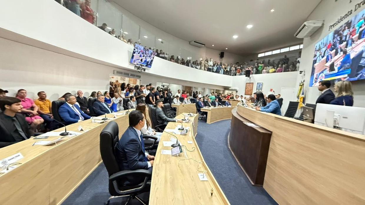Glêdson Bezerra e vereadores tomam posse em Juazeiro do Norte