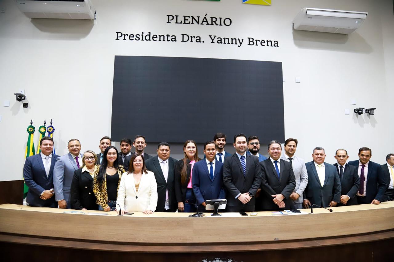 Câmara de Juazeiro do Norte inicia biênio com reforma do Regimento