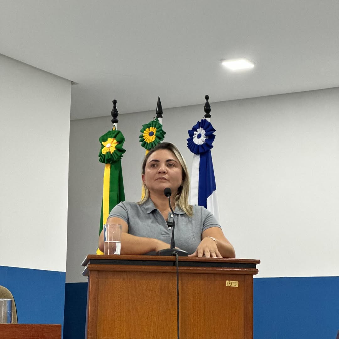 Prefeita Késia Alcântara começa mal e suspende nomeação de servidores concursados