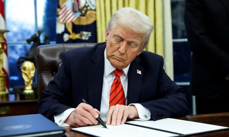 Trump aumenta tarifas sobre aço e alumínio, afetando Brasil