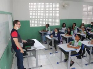 Barbalha inicia ano letivo 2025 com escolas reformadas