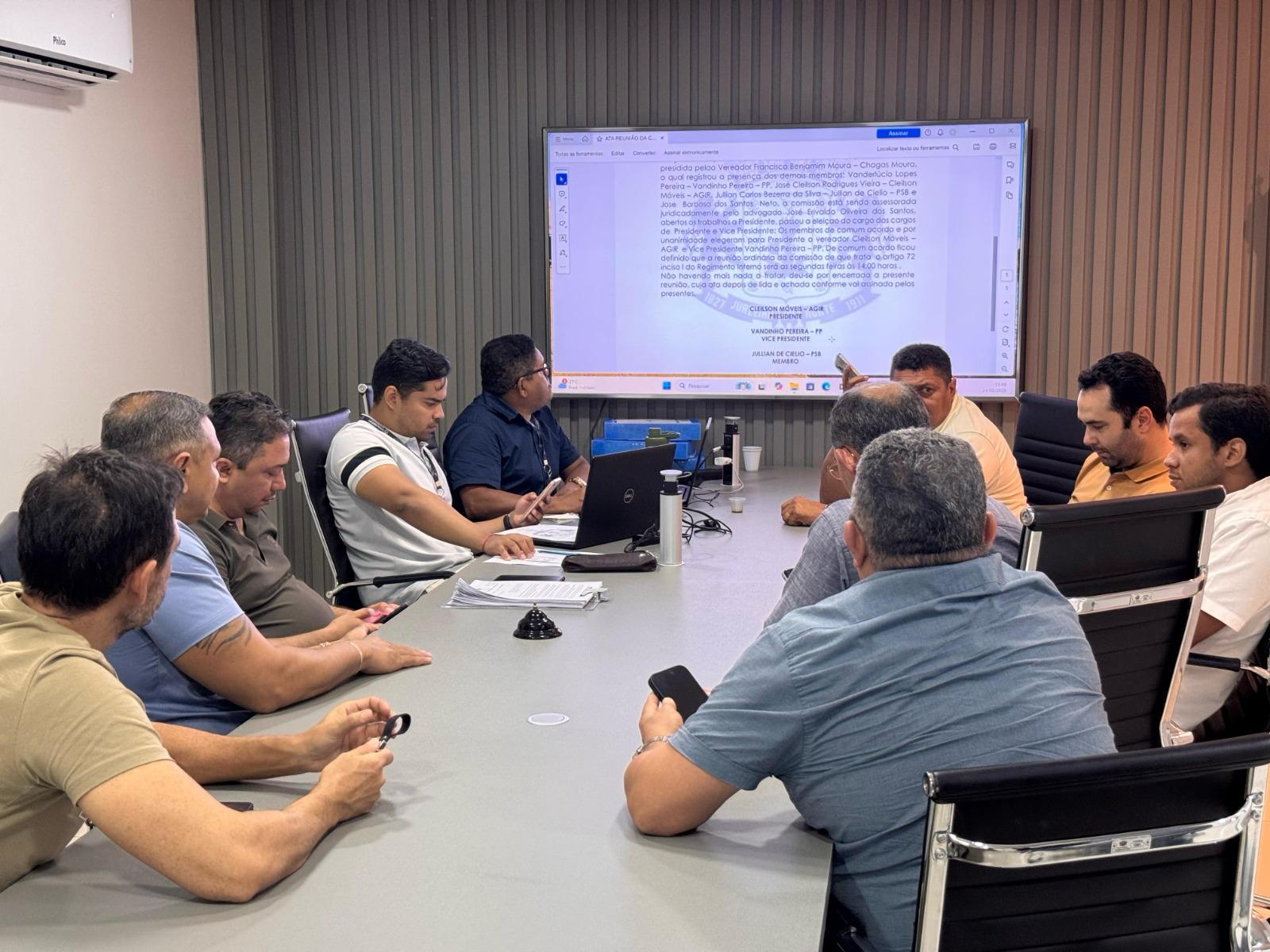 Câmara Municipal de Juazeiro do Norte define presidentes e vice-presidentes de 3 comissões permanentes