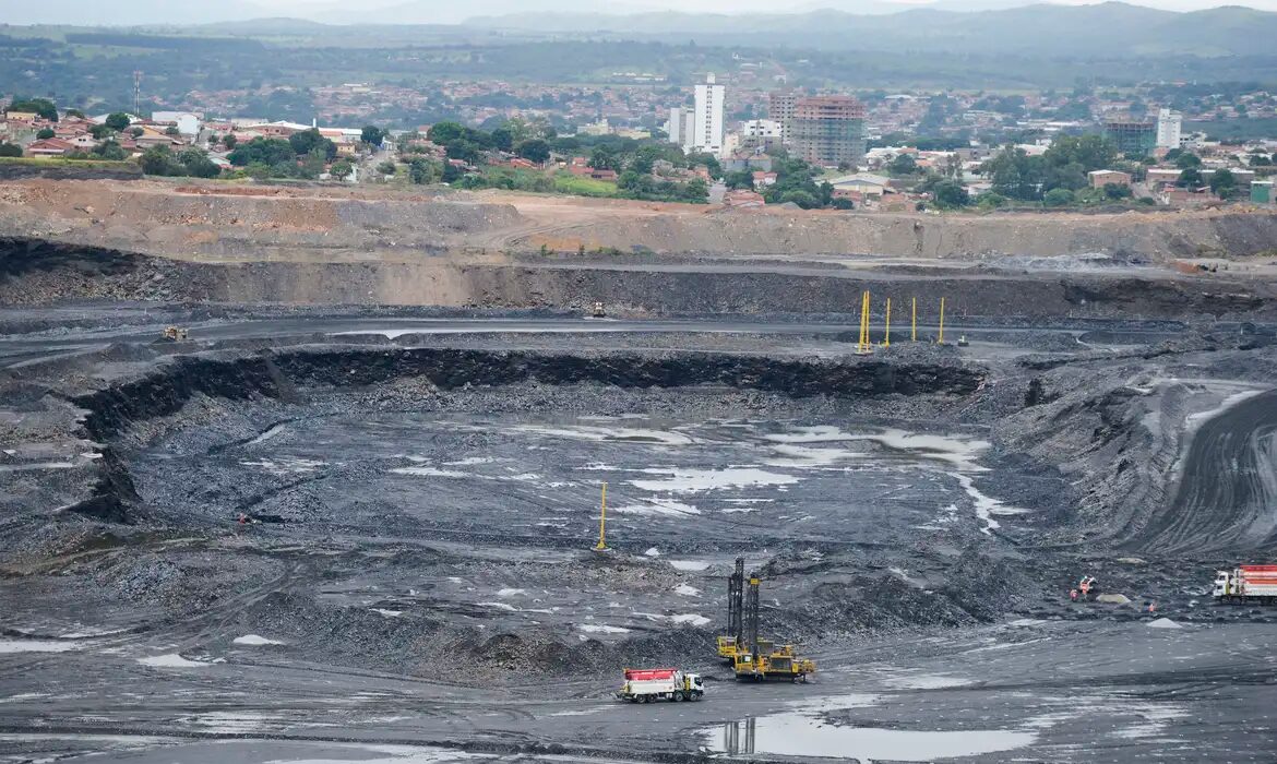 Relatório aponta 901 conflitos de mineração no Brasil em 2023