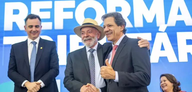 Governo Lula propõe tributar dividendos para ampliar isenção do IR