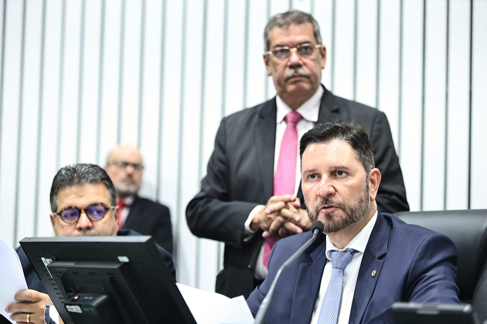 Alece define composição e presidência das comissões permanentes para 2025-2026