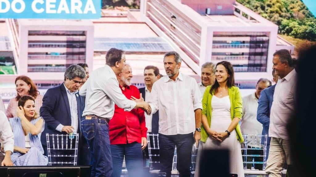 Lula desafia Elmano e Camilo a superarem antecessores e provoca Bolsonaro 1 Lula desafia Elmano e Camilo a superarem antecessores e provoca Bolsonaro