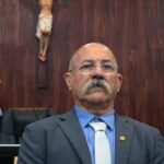 Inspetor Alberto é indiciado por maus-tratos e injúria eleitoral