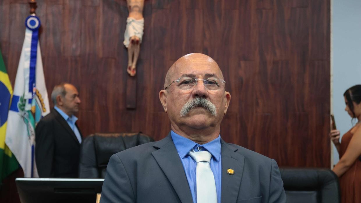 Inspetor Alberto é indiciado por maus-tratos e injúria eleitoral