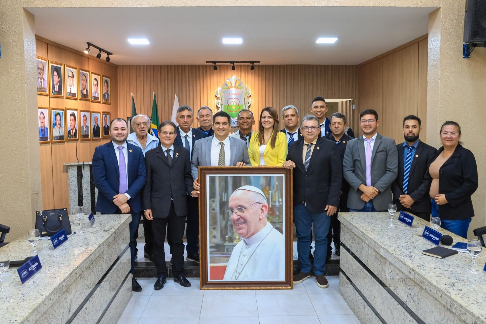 Câmara do Crato homenageia Papa Francisco em sessão solene