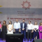 Elmano anuncia 10 mil vale-livros na Bienal do Ceará