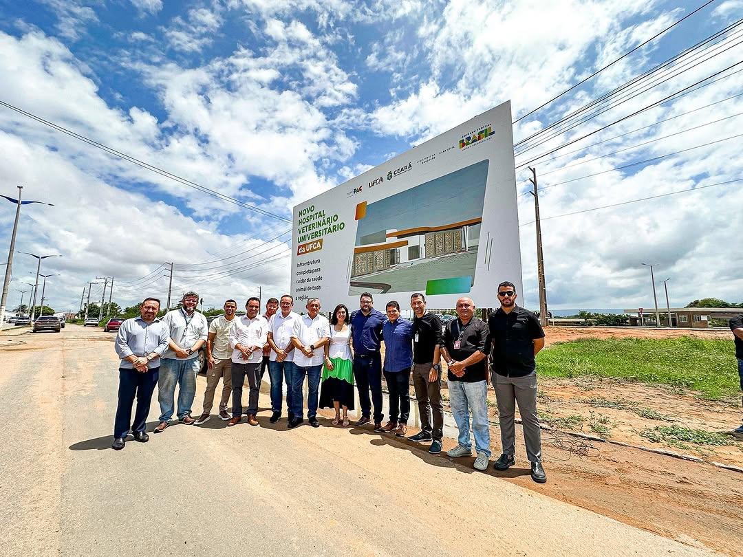 Foto da materia UFCA Guimaraes assina ordem de servico para primeiro Hospital Veterinario