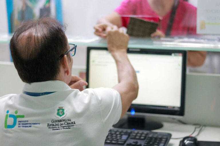 IDT/Sine oferece 2.796 vagas de emprego no Ceará hoje