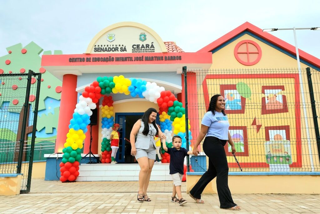 Senador Sá ganha CEI e Areninha para educação e esporte 1 Senador Sá celebra entrega de CEI e Areninha