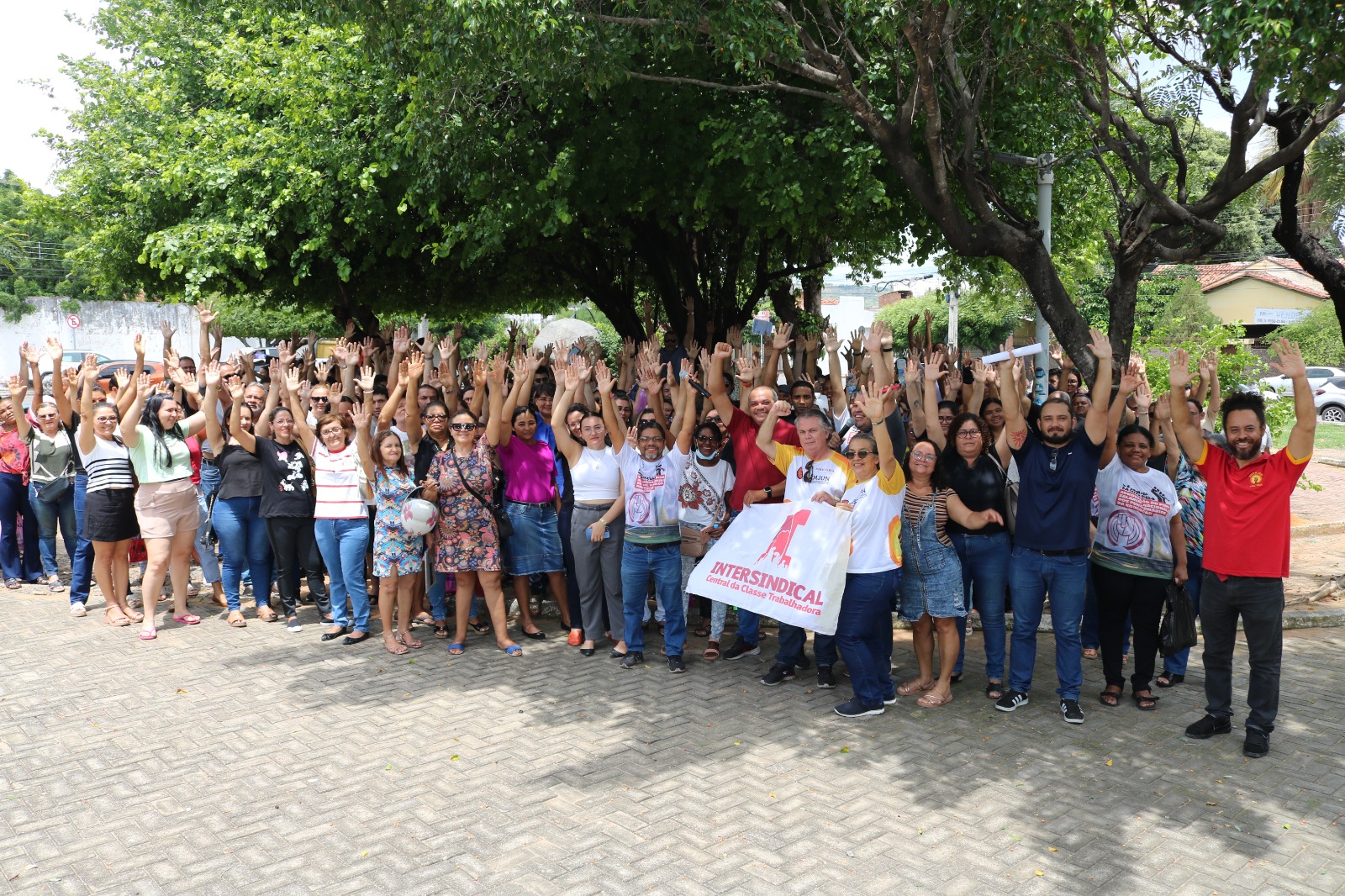 Servidores de Juazeiro rejeitam reajuste e aprovam paralisações