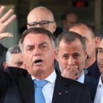 Moraes nega pedido de prisão de Bolsonaro por incitação