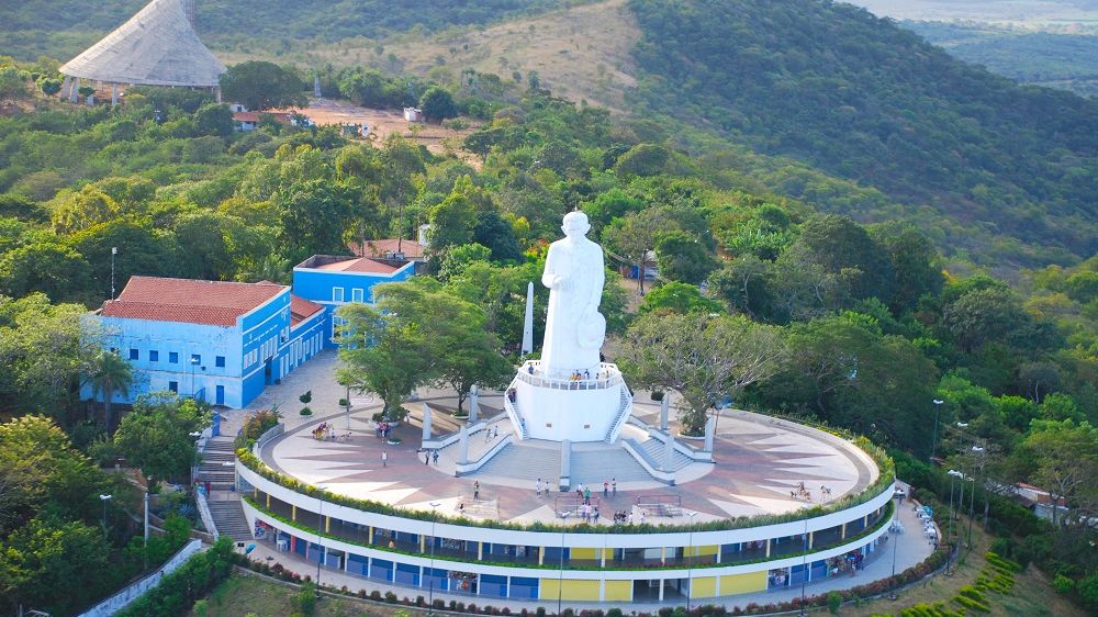 Confira o que abre e o que fecha neste feriado do Dia do Trabalhador no Crajubar 1 padre cicero
