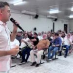 Fernando Santana discute pré-candidatura a deputado federal