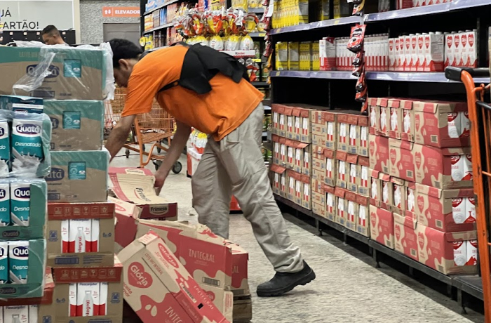Confira seus direitos se for trabalhar no feriado e se poderá emendar a sexta-feira 1 trabalhador