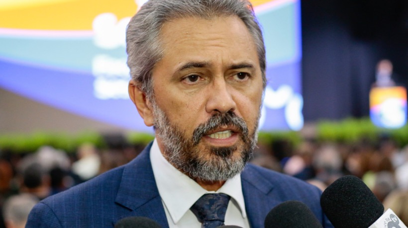 Elmano diz que Ciro escolheu aliança com bolsonarismo 1 Elmano diz que Ciro escolheu aliança com bolsonarismo