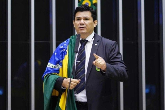 Gilvan da Federal tem mandato suspenso pela Câmara 1 Gilvan da Federal tem mandato suspenso pela Câmara