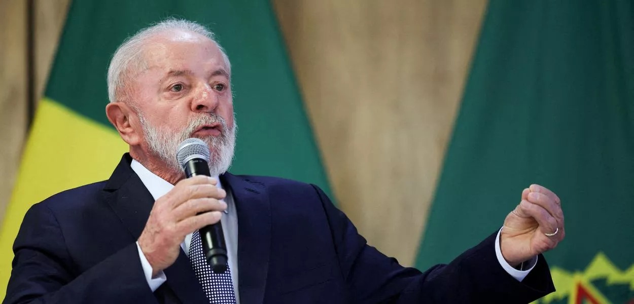Brasil sobe no IDH com Lula e avança em saúde e renda