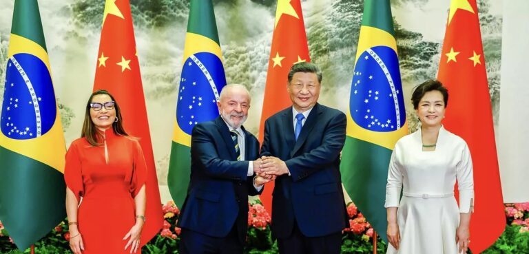 Lula e Janja defendem regulação ética das redes