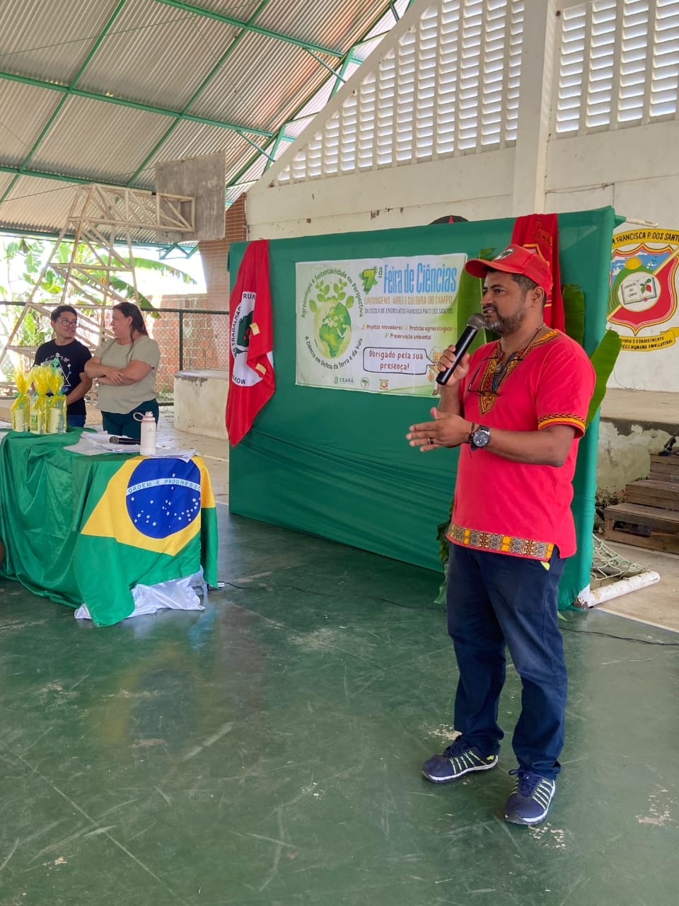 Feira de Ciencias Linguagens Arte 2