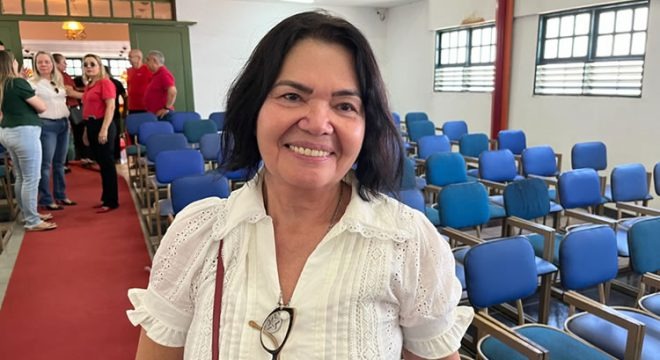 Ex-deputada Íris Tavares apresenta nota de apoio aos servidores municipais de Juazeiro em articulação com o Campo de Esquerda do PT Ceará 1 fr-660x360