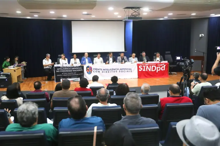 Frente de IA fará conferência sobre regulação em outubro