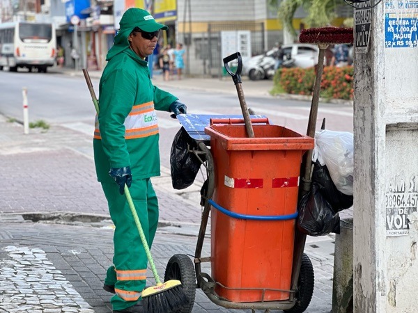 Caucaia cria programa Reciclagem do Povo por lei 1 Caucaia cria programa Reciclagem do Povo por lei