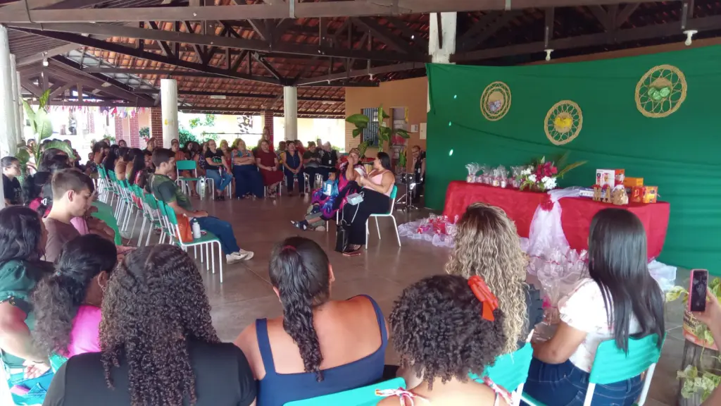 Escola João dos Santos em Madalena (CE) realiza festa de dia das mães 1 MAE 1