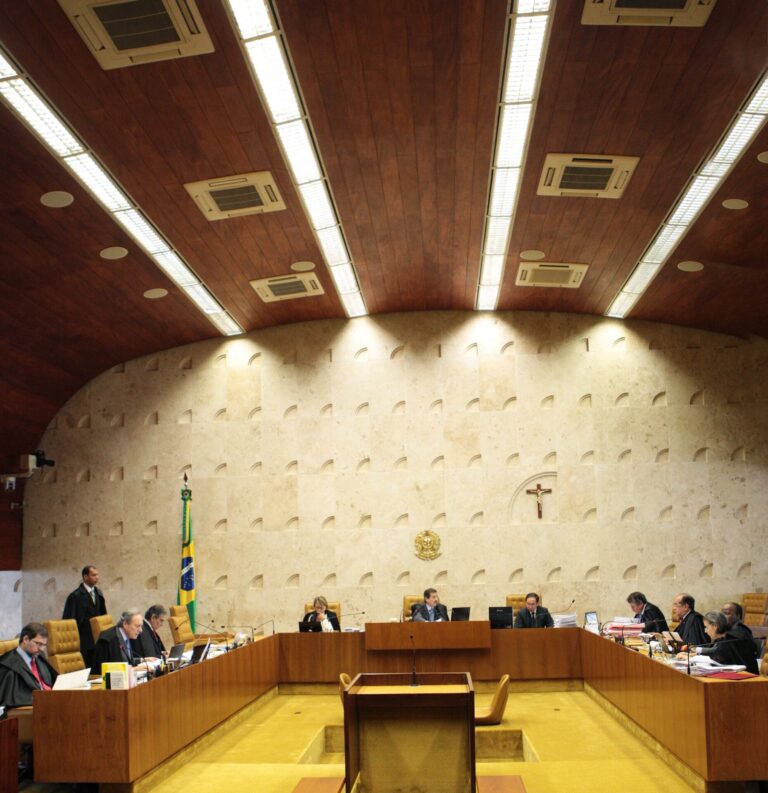 STF retira das Câmaras poder de cassar mandatos