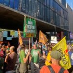 Manifestantes protestam contra PL da Devastação
