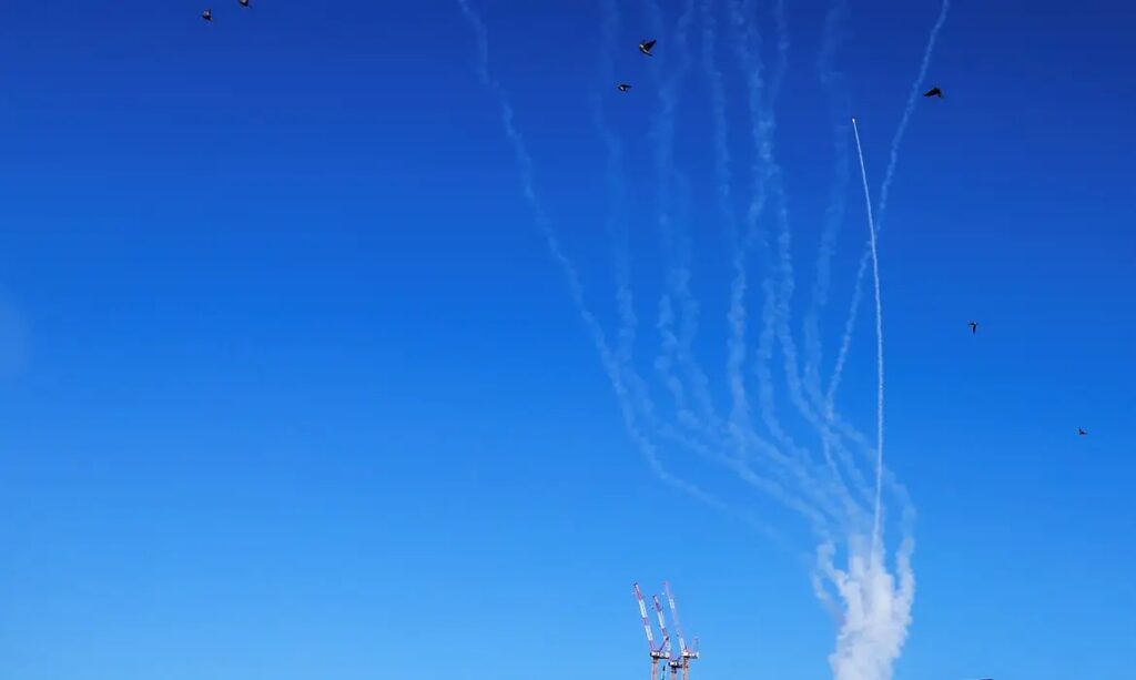 Israel e Irã trocam acusações após cessar-fogo de Trump