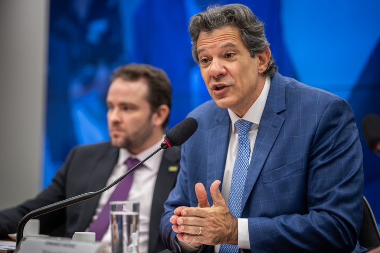 Haddad destaca crescimento da economia do Brasil, justiça tributária e equilíbrio fiscal na Câmara 1 Haddad destaca crescimento do Brasil, justiça tributária e equilíbrio fiscal na Câmara