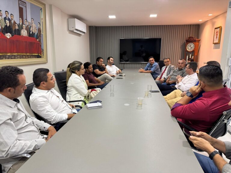 Felipe Vasques se reúne com presidentes de Câmaras do Cariri por integração regional