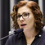 Zambelli desafia Justiça após fuga ao exterior
