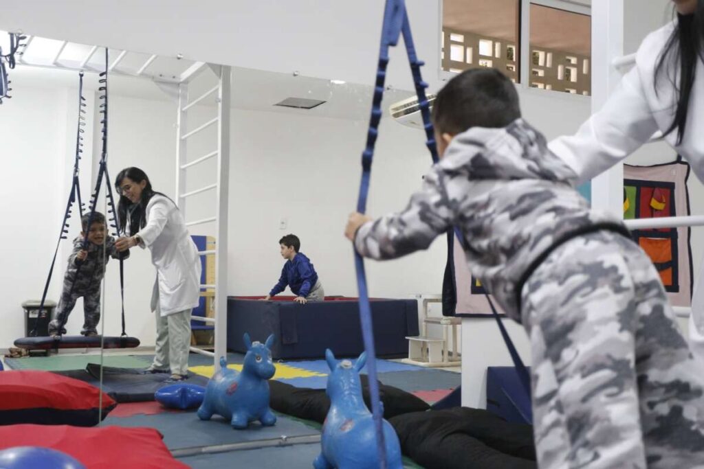 Policlínica do Crato amplia serviço de reabilitação e aumenta atendimento em 50%